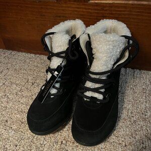 Women's Sorel Boots - NEW - Size 8.5